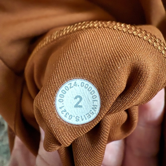 Lululemon Swift Speed High-Rise Tight 28" in Copper Brown - Picture 9 of 9